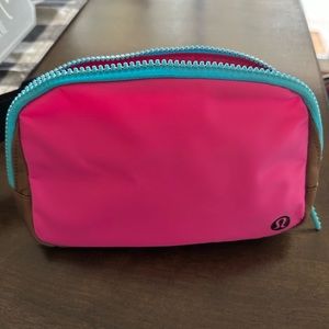 Lululemon belt bag